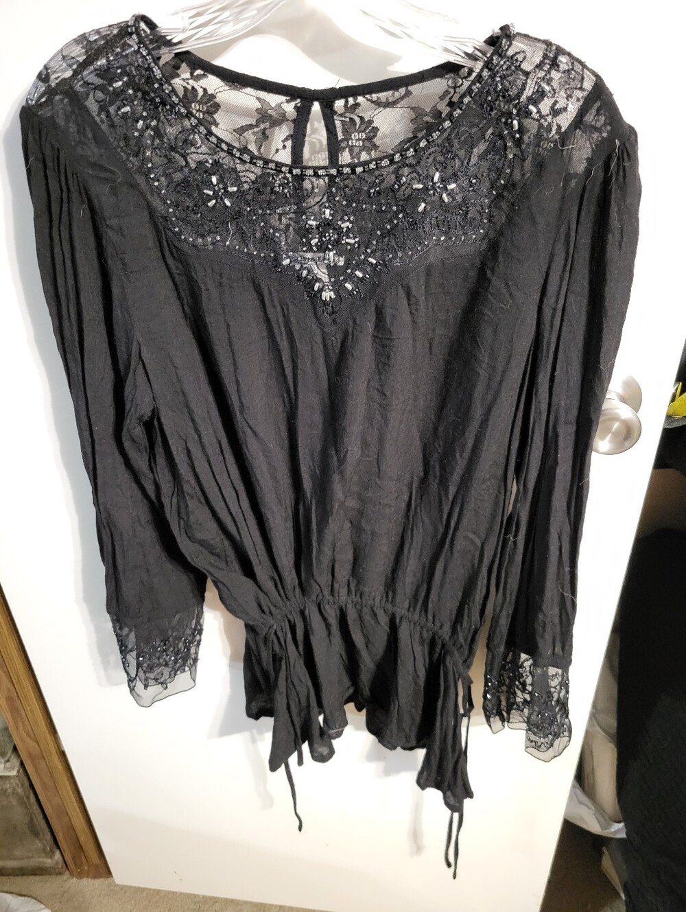 KRISTA LEE BLACK EMBELLISHED LACE TOP SZ L